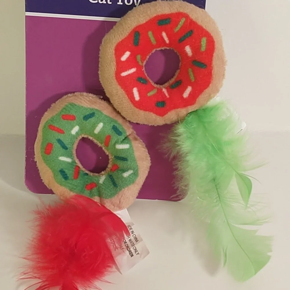 Forever Pals Cat Toys Festive Donut and Furry Mice - Picture 6 of 7
